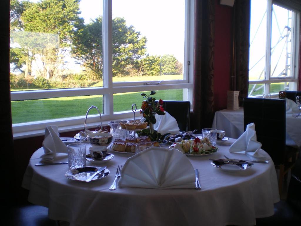 Bossiney House Hotel 틴태절 외부 사진
